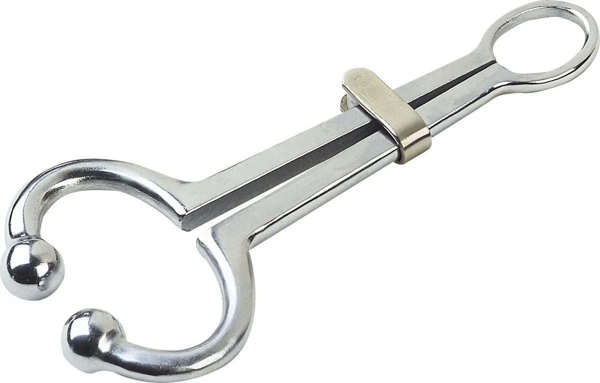 Nariguera Toro 19 cm.