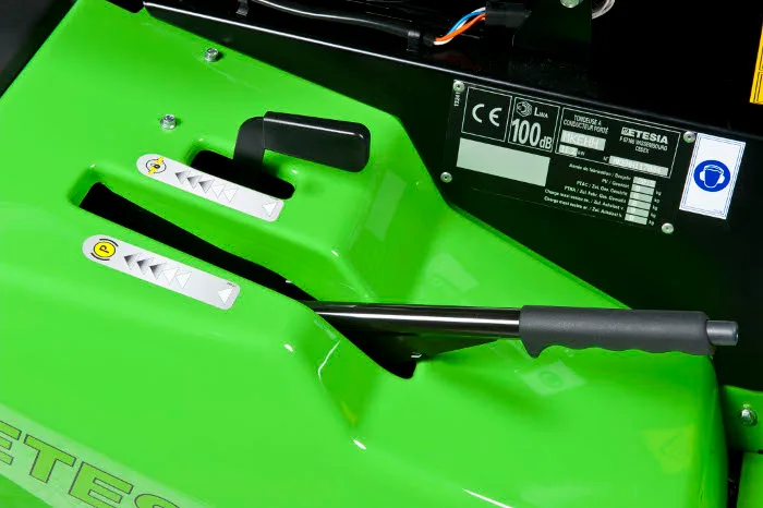 Tractor Cortacesped Etesia Hidro 100 — foto 6