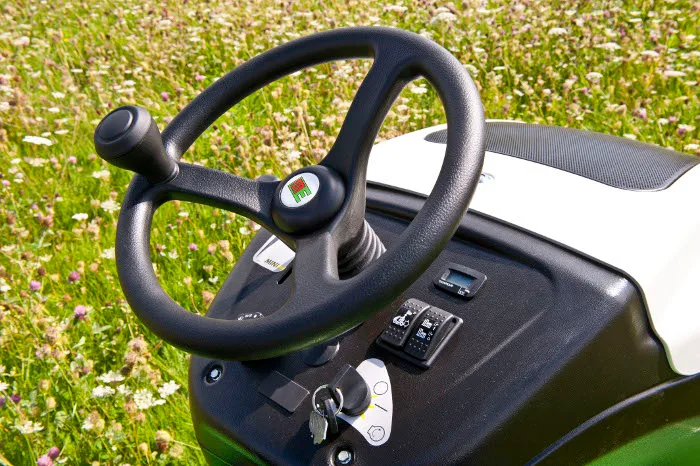 Tractor Cortacesped Etesia Hidro 100 — foto 7