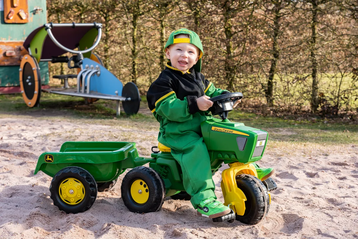 Tractor Triciclo con Pedales John Deere con Remolque — foto 3