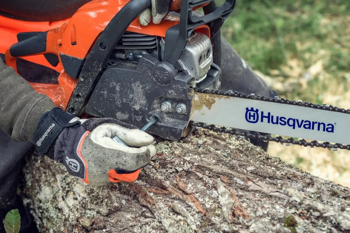 Motosierra Husqvarna 135 Mark II — foto 2