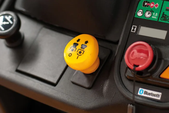 Tractor Cortacesped Cub Cadet Xt2 Qr106 — foto 4