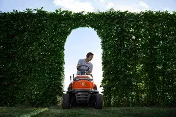 Tractor Cortacesped Husqvarna TC 114 — foto 4