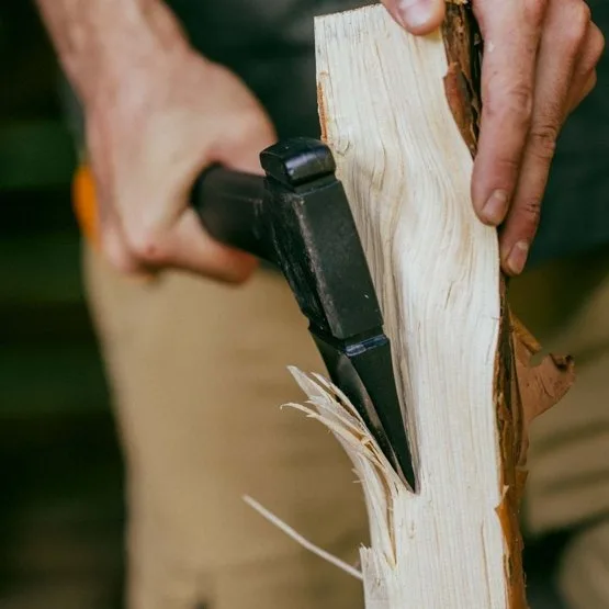 Hacha universal X-series X18 Fiskars Hoja S — foto 6