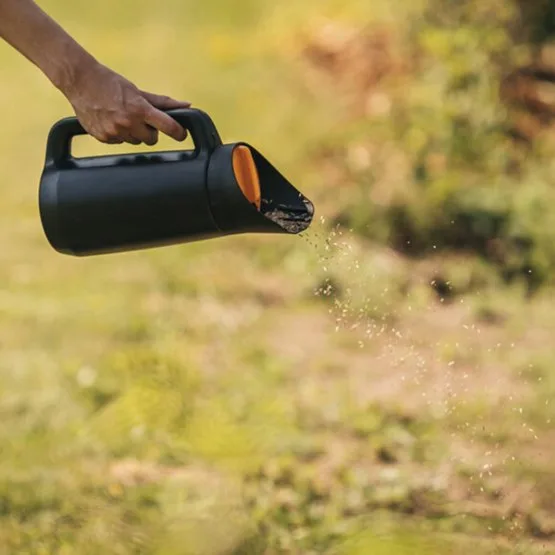 Esparcidor de Semillas Solid Fiskars — foto 8