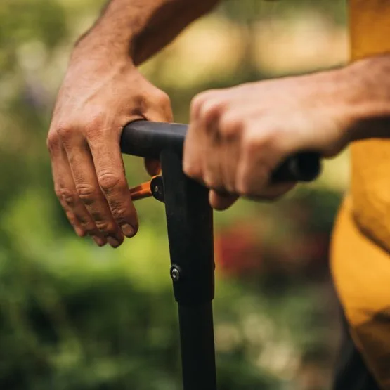 Plantador Vertical de Bulbos Ergo Fiskars — foto 4