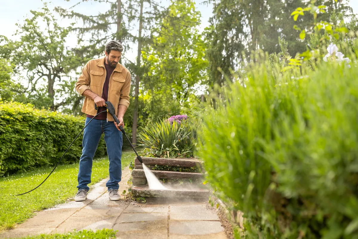 Hidrolimpiadora Karcher K2 Universal — foto 4