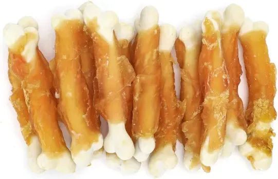 Huesos de Cuero Blanco Envueltos en Pollo — foto 3