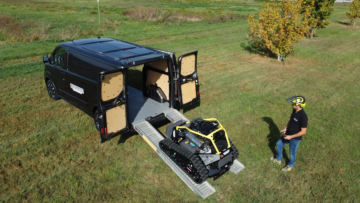 Desbrozadora oruga Ecotech H24 LYNX - Control Remoto y Potencia Honda en 84 cm de Corte — foto 4