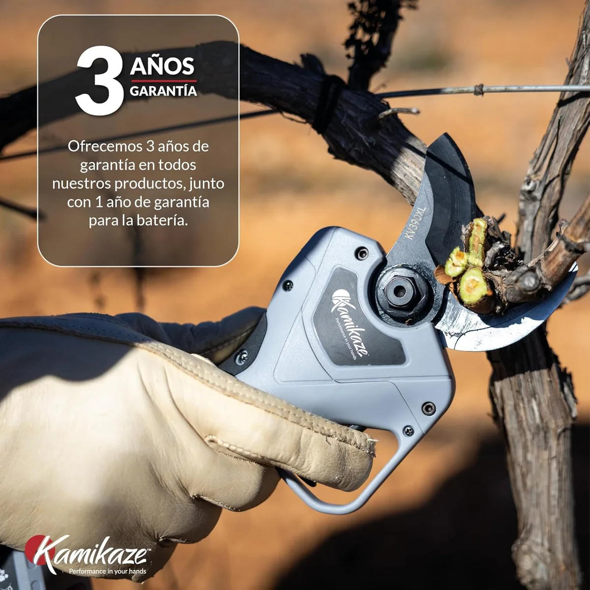 Kit tijera de poda Kamikaze KV390 + pértiga 155-225 cm + 2 baterías 2,5 Ah y cargador — foto 7