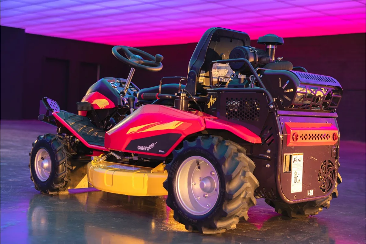 Desbrozadora Autopropulsada Canycom CMX 2408 — foto 4