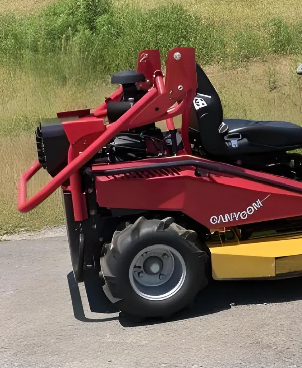 Desbrozadora Autoportante Canycom CMX 2406 HEFD 4x4 — foto 4