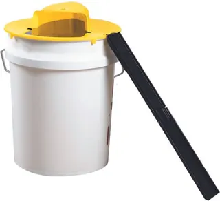 Trampa de Ratas con Cubo 17L