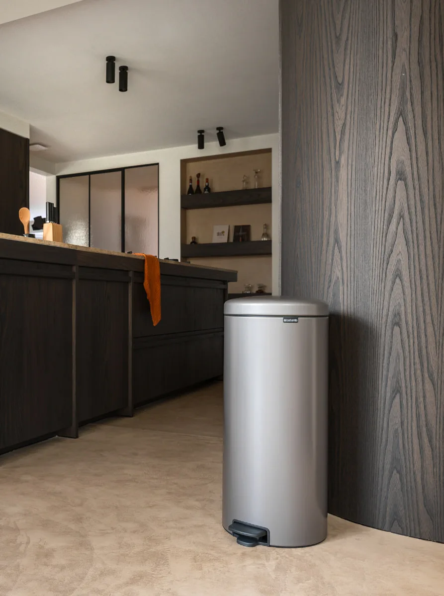 Cubo Pedal Brabantia NewIcon 30 Litros Gris — foto 2