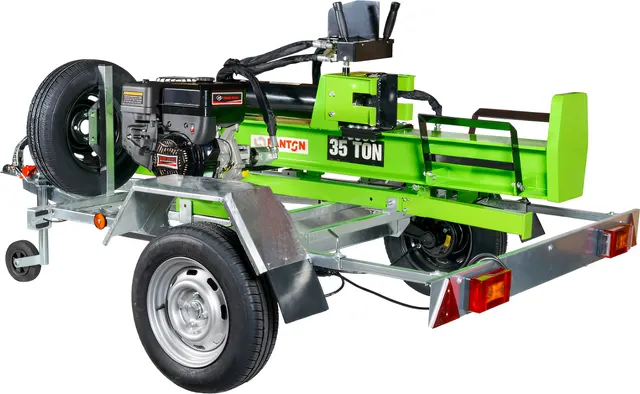 Astilladora de Leña FANTON LS35T-650 R, 35 Toneladas de Fuerza de Corte, con Remolque Homologado y Matriculable