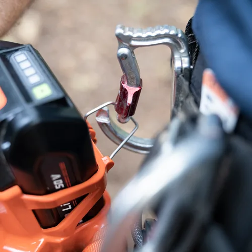 Motosierra de poda a batería ECHO DCS-2500T PRO 56 V, espada 25 cm, sin batería ni cargador — foto 7